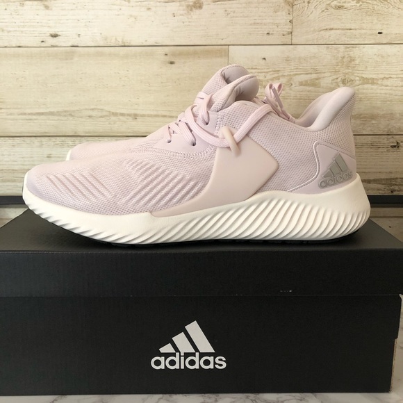 Adidas Alphabounce RC 2.0 wome's 9.5 Adidas Alphabounce RC 2.0 wome's 9.5